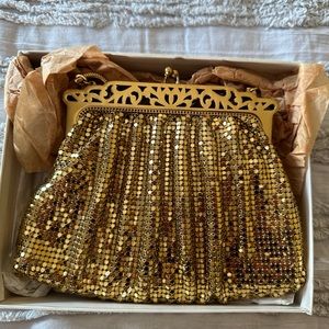 Whiting & Davis vintage mesh wrist bag